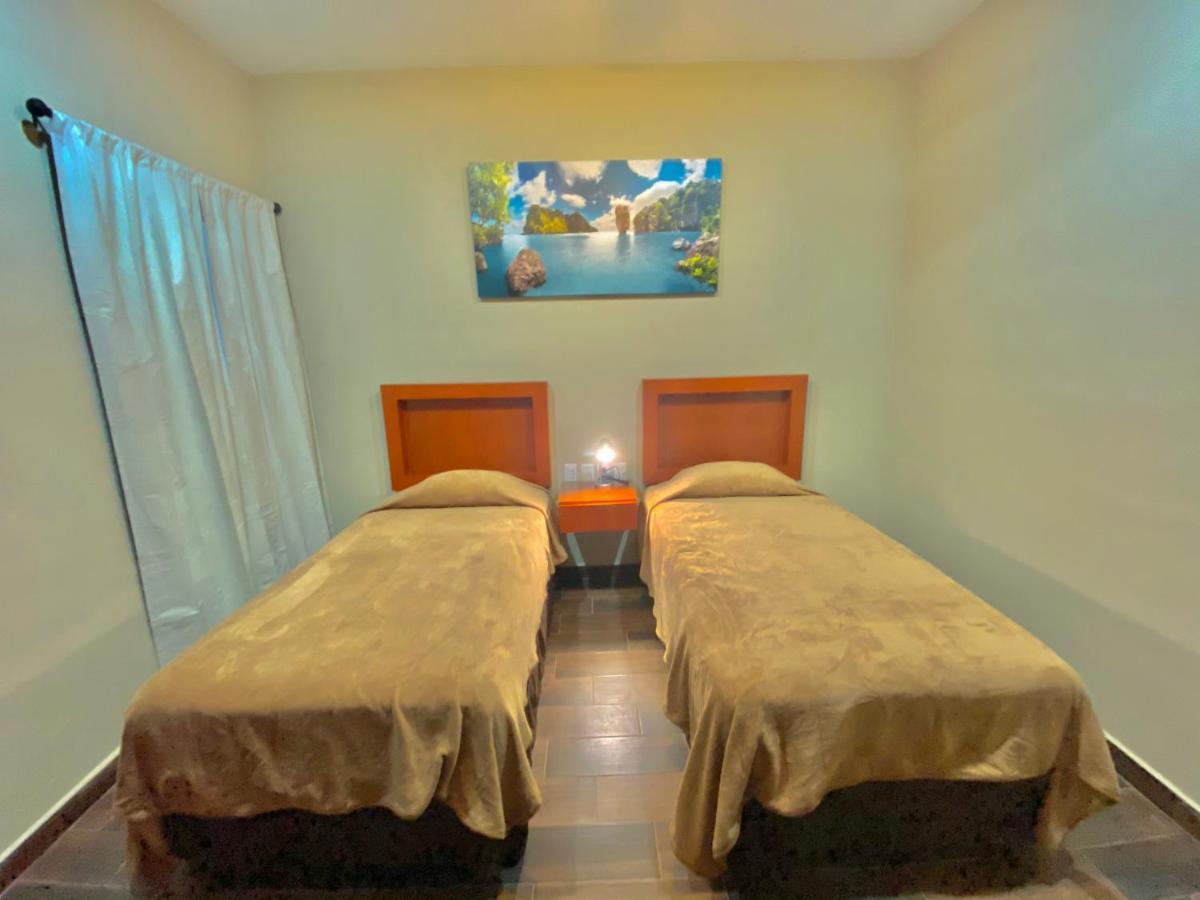 La Lola Hotel & Suites マサトラン エクステリア 写真